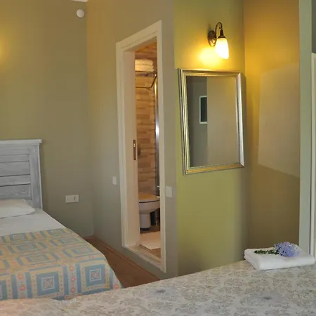 Hotel Karianda Golturkbuku