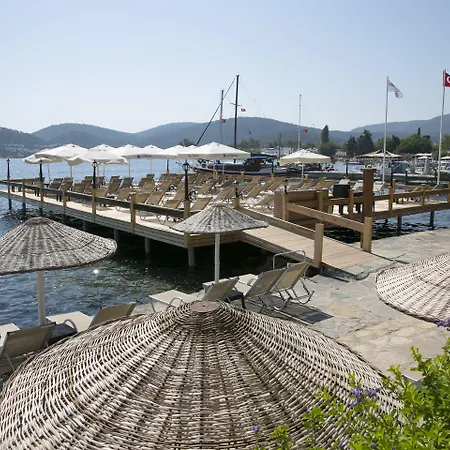 Hotel Karianda Golturkbuku