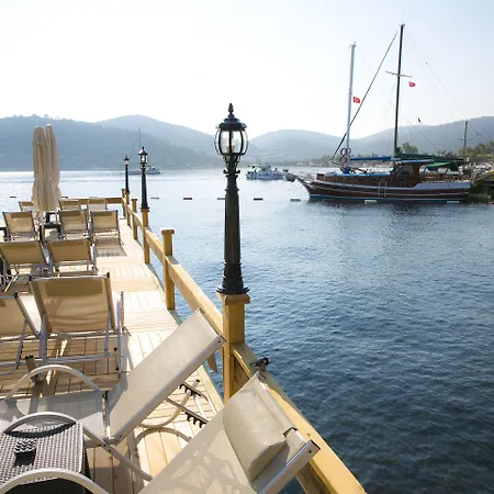 Hotel Karianda Golturkbuku