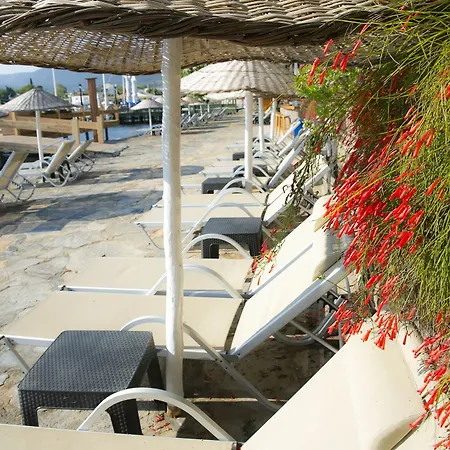 Hotel Karianda Golturkbuku