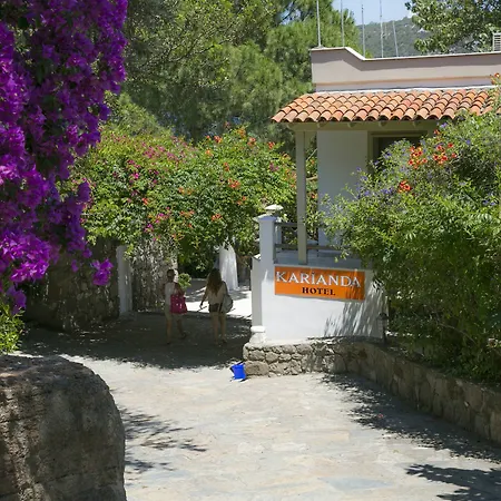 Hotel Karianda *