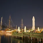 Karianda Hotel