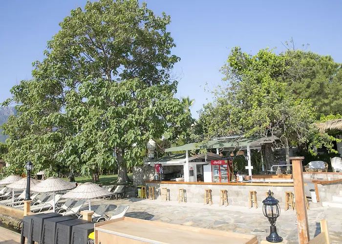 Karianda Hotel Golturkbuku